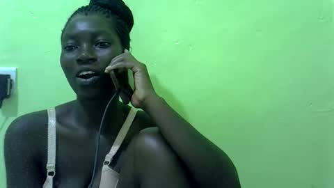 sweet_cherie1 online show from 02-04-26, 06:58