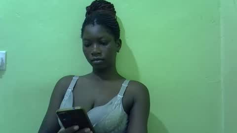 sweet_cherie1 online show from 04-27-26, 05:49