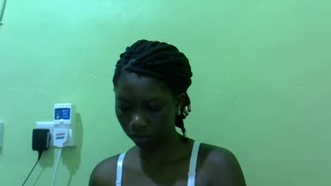 Snapshot of sweet_cherie1 chatting on 05-19-26, 05:25 sweet_cherie1 online show from 05-19-26, 05:25