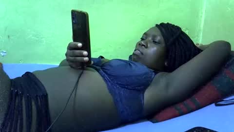 Snapshot of sweet_cherie1 chatting on 05-25-26, 06:36 sweet_cherie1 online show from 05-25-26, 06:36
