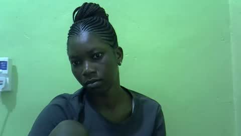 Snapshot of sweet_cherie1 chatting on 06-03-26, 05:32 sweet_cherie1 online show from 06-03-26, 05:32