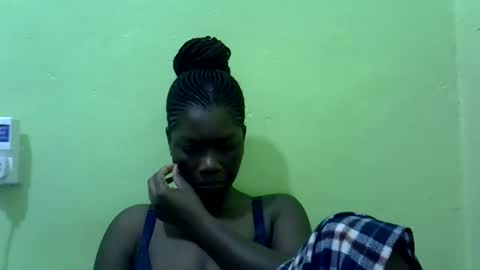 Snapshot of sweet_cherie1 chatting on 06-11-26, 02:11 sweet_cherie1 online show from 06-11-26, 02:11