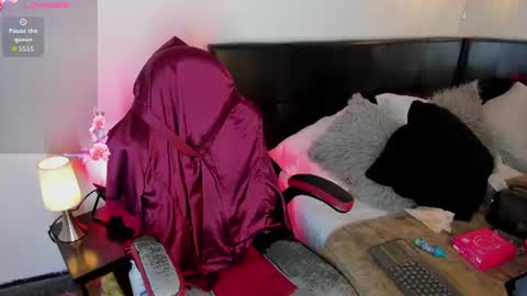 Snapshot of sweet_cherry__1 chatting on 07-25-26, 05:49 sweet cherry online show from 07-25-26, 05:49