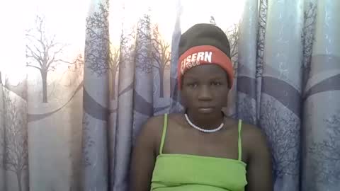 Snapshot of sweet_elisa001 chatting on 06-01-26, 12:07 Edah online show from 06-01-26, 12:07