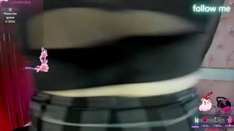  emmili  online show from 04-22-26, 12:18