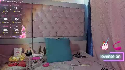  emmili  online show from 07-20-26, 12:40