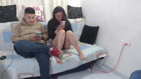 Snapshot of sweet_fantasy_couple chatting on 01-22-25, 01:10 sweet_fantasy_couple online show from 01-22-25, 01:10