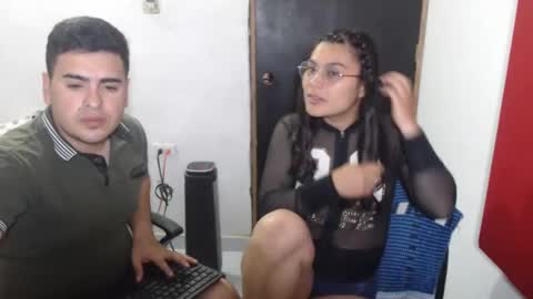Snapshot of sweet_fantasy_couple chatting on 01-28-25, 02:32 sweet_fantasy_couple online show from 01-28-25, 02:32