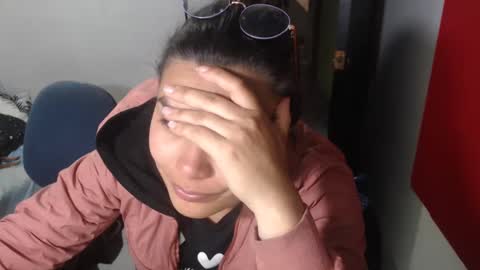 Snapshot of sweet_fantasy_couple chatting on 02-26-25, 01:00 sweet_fantasy_couple online show from 02-26-25, 01:00