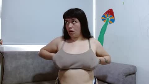 sweet_ferr online show from 07-09-26, 06:23