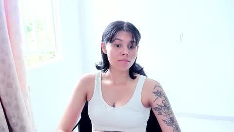 Hanna online show from 11-24-25, 03:56