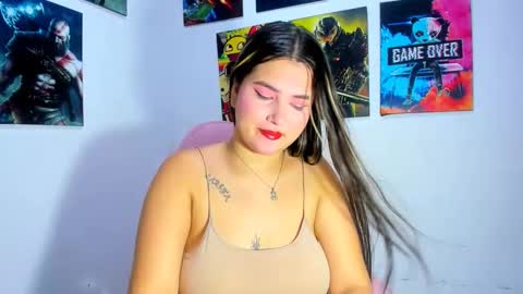 Snapshot of sweet_hanna27 chatting on 11-17-25, 01:55 H A N N A online show from 11-17-25, 01:55