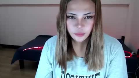 Snapshot of sweet_hard_queenxxx chatting on 11-10-25, 11:37 sophia daisy online show from 11-10-25, 11:37