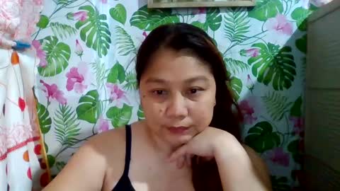 Snapshot of sweet_kayley chatting on 03-10-25, 08:04 sweet_kayley online show from 03-10-25, 08:04