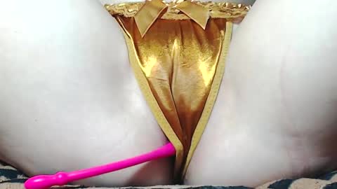 Snapshot of sweet_kitten25 chatting on 06-05-26, 10:32 Kitten online show from 06-05-26, 10:32