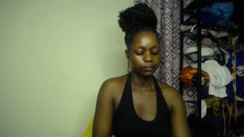 Snapshot of sweet_kush chatting on 06-10-26, 04:12 Kush online show from 06-10-26, 04:12