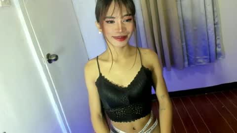 Snapshot of sweet_kyliexx chatting on 06-12-26, 06:01 sweet_kyliexx online show from 06-12-26, 06:01