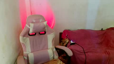 sweet_lady14 online show from 09-27-25, 08:47