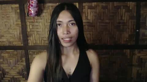sweet_lady14 online show from 04-01-26, 01:41