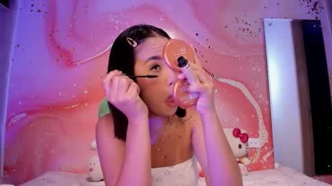 Lemarie online show from 10-25-25, 01:40