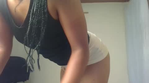 sweet likey online show from 11-30-25, 08:51