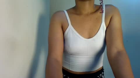 Snapshot of sweet_likey chatting on 07-03-26, 05:25 sweet likey online show from 07-03-26, 05:25