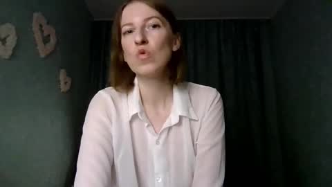 Snapshot of sweet_lilbunny chatting on 10-18-25, 03:35 sweet_lilbunny online show from 10-18-25, 03:35
