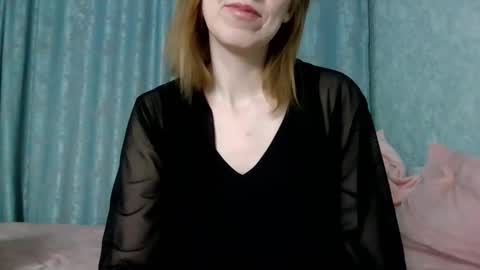 sweet_lilbunny online show from 02-21-26, 05:36