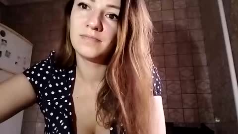 Snapshot of sweet_lilgirl_x chatting on 03-03-25, 06:04 Anna online show from 03-03-25, 06:04