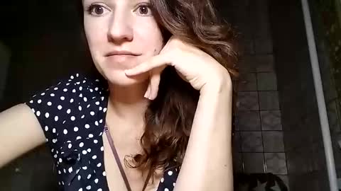 Snapshot of sweet_lilgirl_x chatting on 02-22-26, 07:12 Anna online show from 02-22-26, 07:12