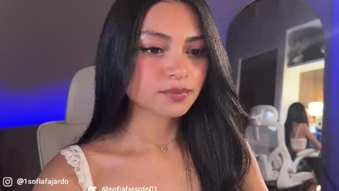 Snapshot of sweet_littleee chatting on 06-25-26, 12:10 free private online show from 06-25-26, 12:10