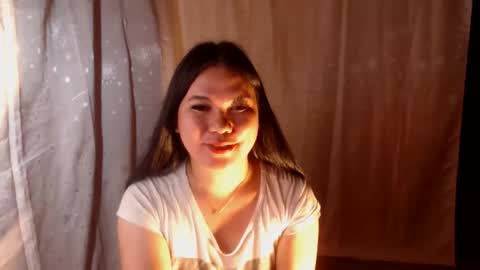 Snapshot of sweet_loverxxx chatting on 10-09-25, 06:39 Dimple online show from 10-09-25, 06:39
