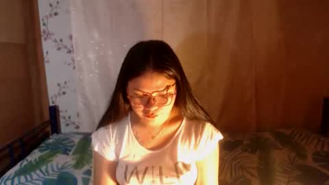 Snapshot of sweet_loverxxx chatting on 10-31-25, 05:25 Dimple online show from 10-31-25, 05:25