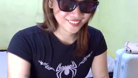 Sweet online show from 10-15-25, 02:39