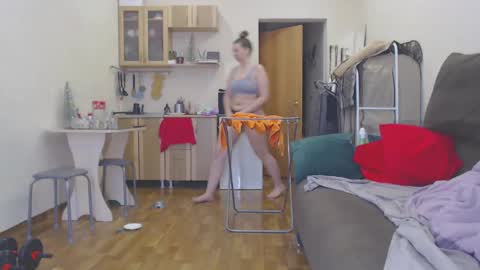 Snapshot of sweet_martinique chatting on 02-06-25, 03:37 TexasPAWG101 online show from 02-06-25, 03:37