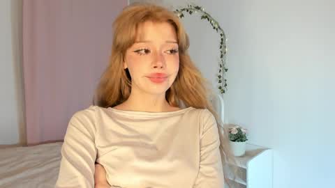 Melissa. Join me on Fansly link in social medias online show from 04-05-26, 09:12