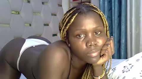 Snapshot of sweet_melodiyy chatting on 04-12-26, 06:35 sweet_melodiyy online show from 04-12-26, 06:35