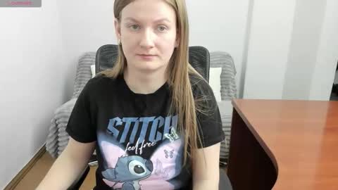 Snapshot of sweet_melody_of_ur_heart chatting on 02-24-26, 04:32 Mila online show from 02-24-26, 04:32