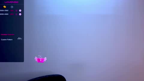 Snapshot of sweet_mia_91 chatting on 09-19-25, 06:52 Mia online show from 09-19-25, 06:52