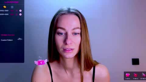 Snapshot of sweet_mia_91 chatting on 09-28-25, 01:16 Mia online show from 09-28-25, 01:16