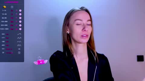 Snapshot of sweet_mia_91 chatting on 10-04-25, 11:52 Mia online show from 10-04-25, 11:52