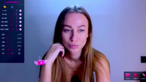 Snapshot of sweet_mia_91 chatting on 10-10-25, 12:26 Mia online show from 10-10-25, 12:26
