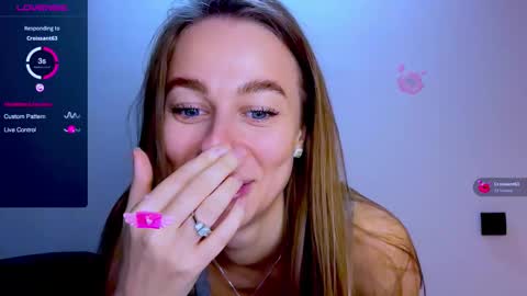 Mia online show from 02-22-26, 01:09