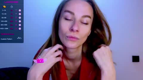 Mia online show from 04-08-26, 12:27