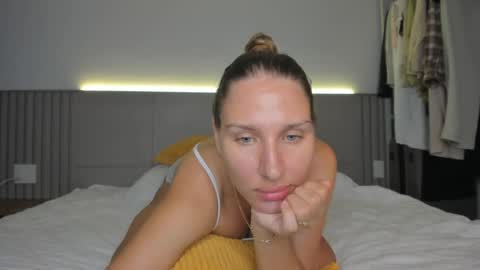 Sofi online show from 04-24-26, 04:37