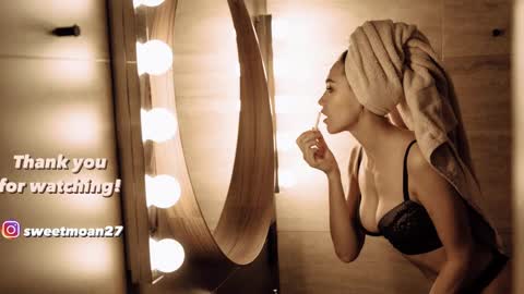 Snapshot of sweet_moan chatting on 02-12-25, 06:51 Dana online show from 02-12-25, 06:51