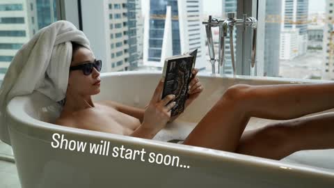 Snapshot of sweet_moan chatting on 09-18-25, 09:22 Dana online show from 09-18-25, 09:22