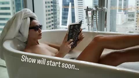 Snapshot of sweet_moan chatting on 06-12-26, 10:47 Dana online show from 06-12-26, 10:47