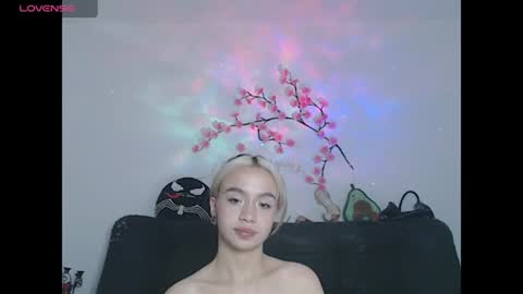 Snapshot of sweet_molly420 chatting on 06-18-26, 10:25 sweet molly420 online show from 06-18-26, 10:25