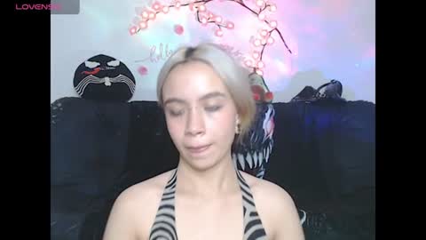 Snapshot of sweet_molly420 chatting on 07-03-26, 11:00 sweet molly420 online show from 07-03-26, 11:00